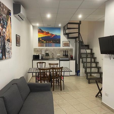 Garibaldi 94- Intera Casa A 2 Passi Dal Duomo Villa Катания Екстериор снимка