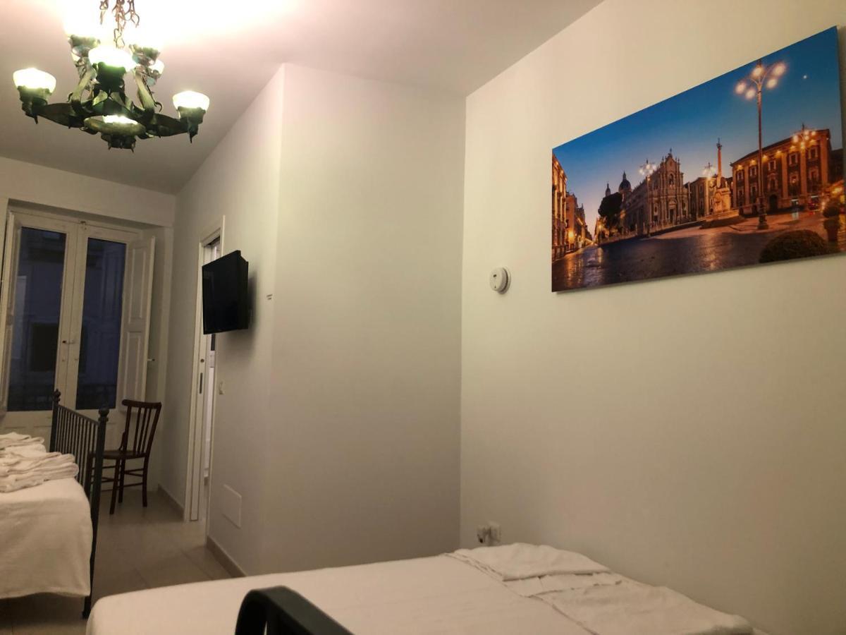 Garibaldi 94- Intera Casa A 2 Passi Dal Duomo Villa Катания Екстериор снимка